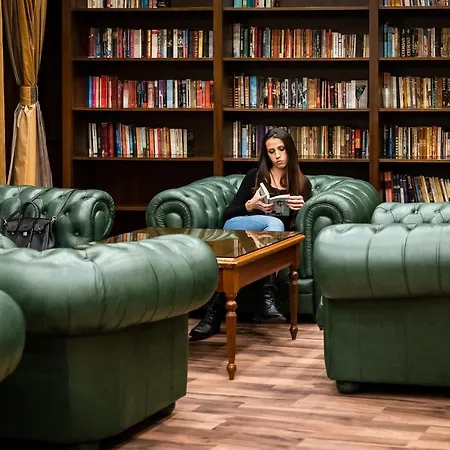 Grand - Medical Hotell