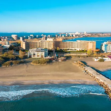 Grand - Medical Hotel