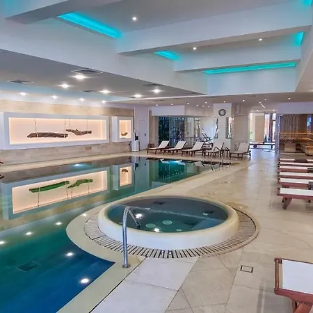 Grand - Medical Hotell 5*