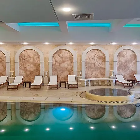 Grand - Medical Hotell