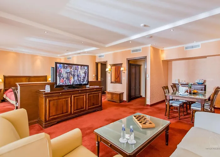 Hotell Grand - Medical