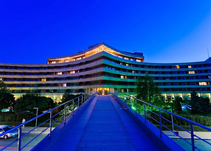 Grand - Medical
