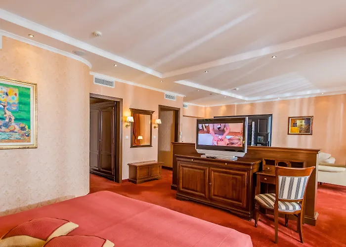 Grand - Medical Hotel 5*