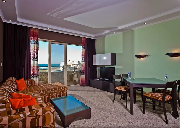 Grand - Medical Hotel