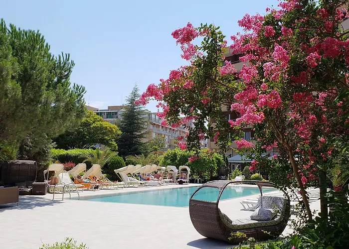 Hotel Grand - Medical 5*