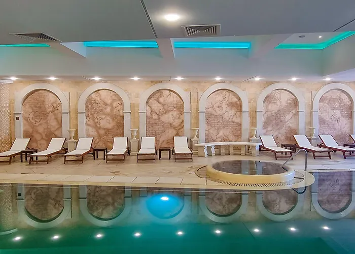 Grand - Medical Hotel